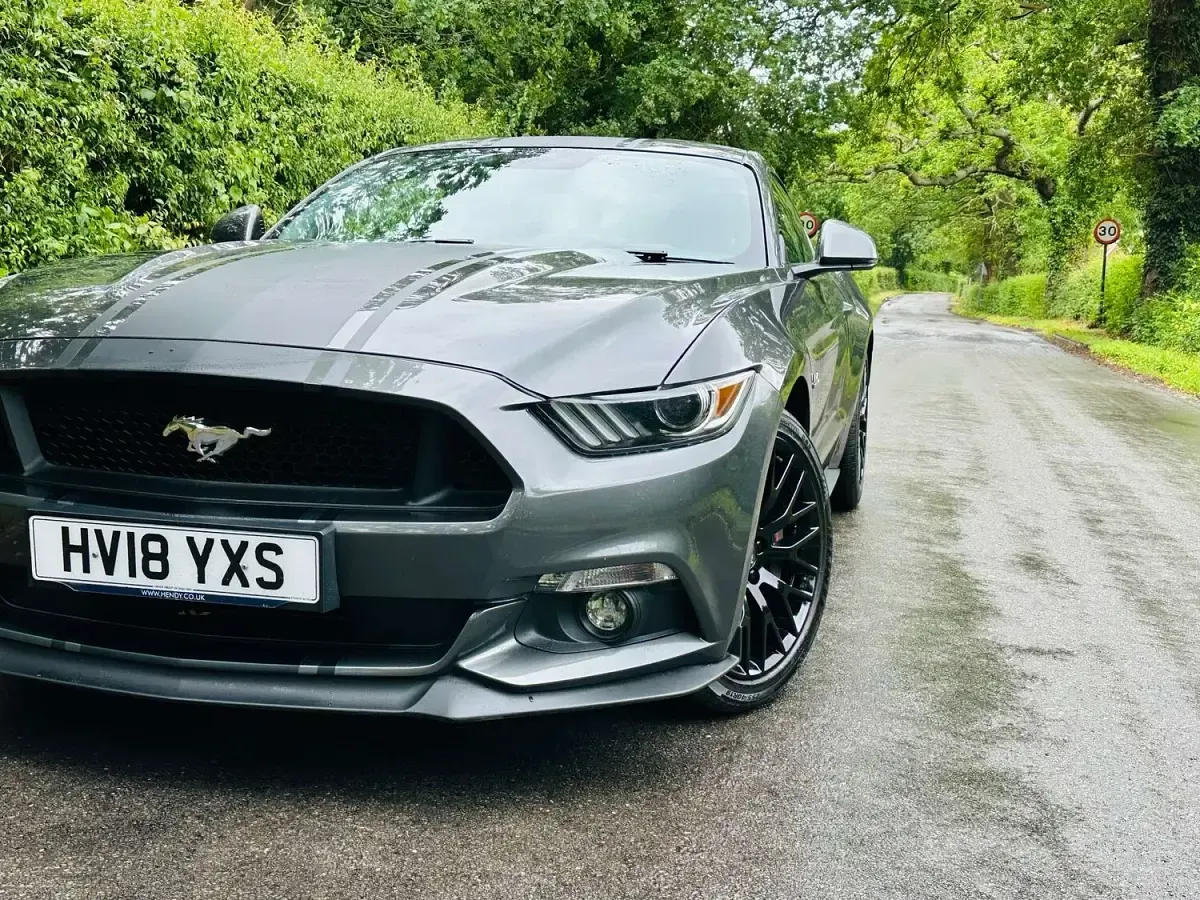 Used Ford Mustang GT 410 HP (301 kW) 2018 Grey Coupe
