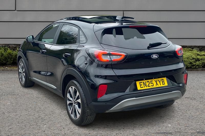 Usado Ford Puma Titanium 125 HP (91 kW) 2025 Preto SUV