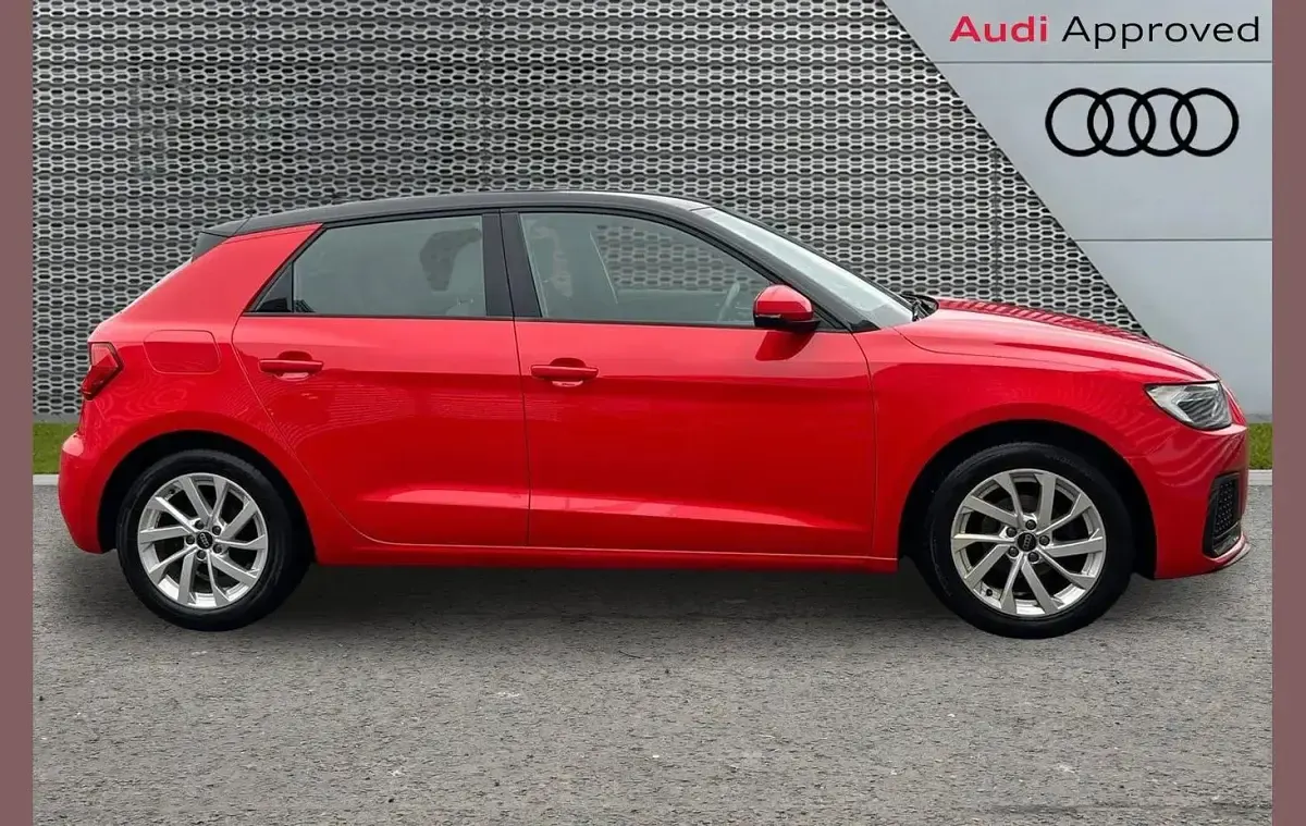 Used Audi A1 Sport 94 HP (69 kW) 2023 Red SUV