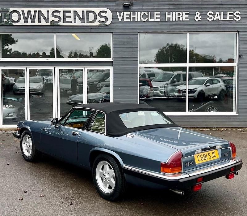 Used Jaguar XJS 284 HP (208 kW) 1986 Blue Sedan