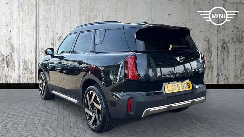 Used Mini Countryman 215 HP (158 kW) 2025 Black SUV