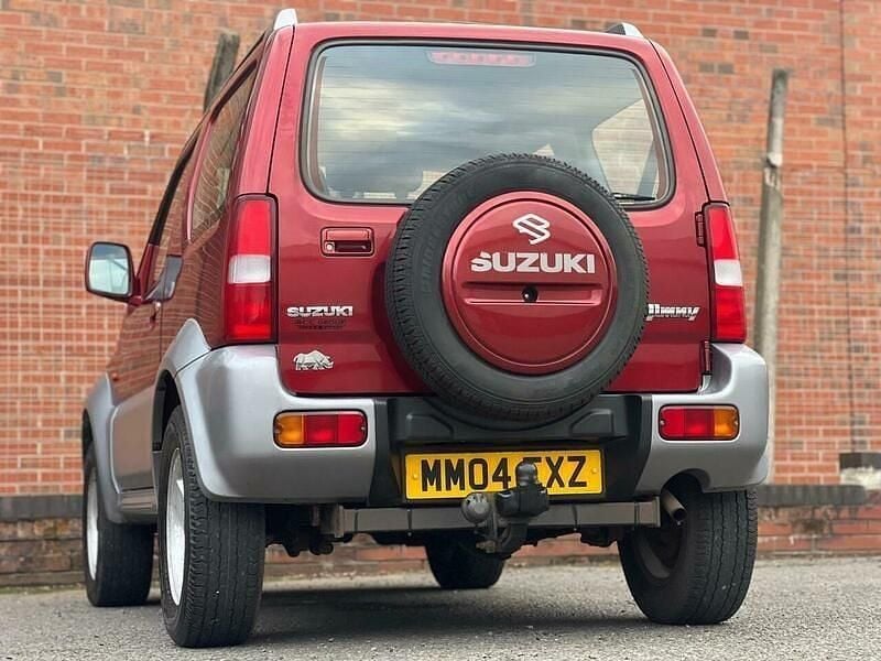 Used Suzuki Jimny 2004 Red SUV