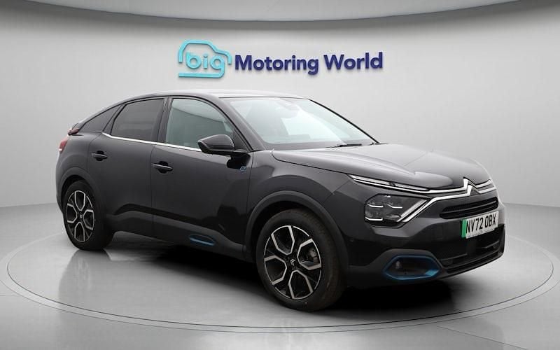 Used Citroën e-C4 Shine 100 kW (136 HP) 2023 Black Hatchback