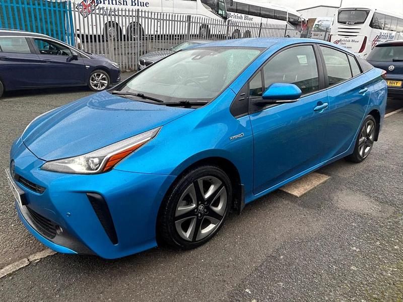 Used Toyota Prius Business Edition 122 HP (89 kW) 2020 Blue Hatchback