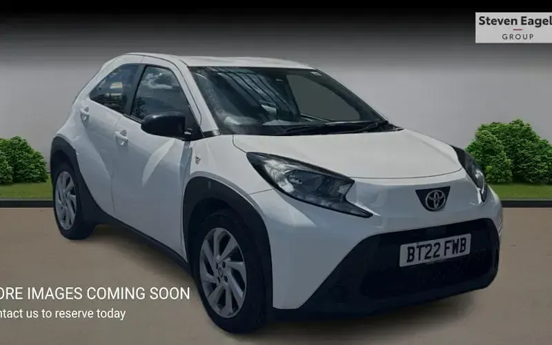 Usado Toyota Aygo X PURE 72 HP (52 kW) 2025 SUV