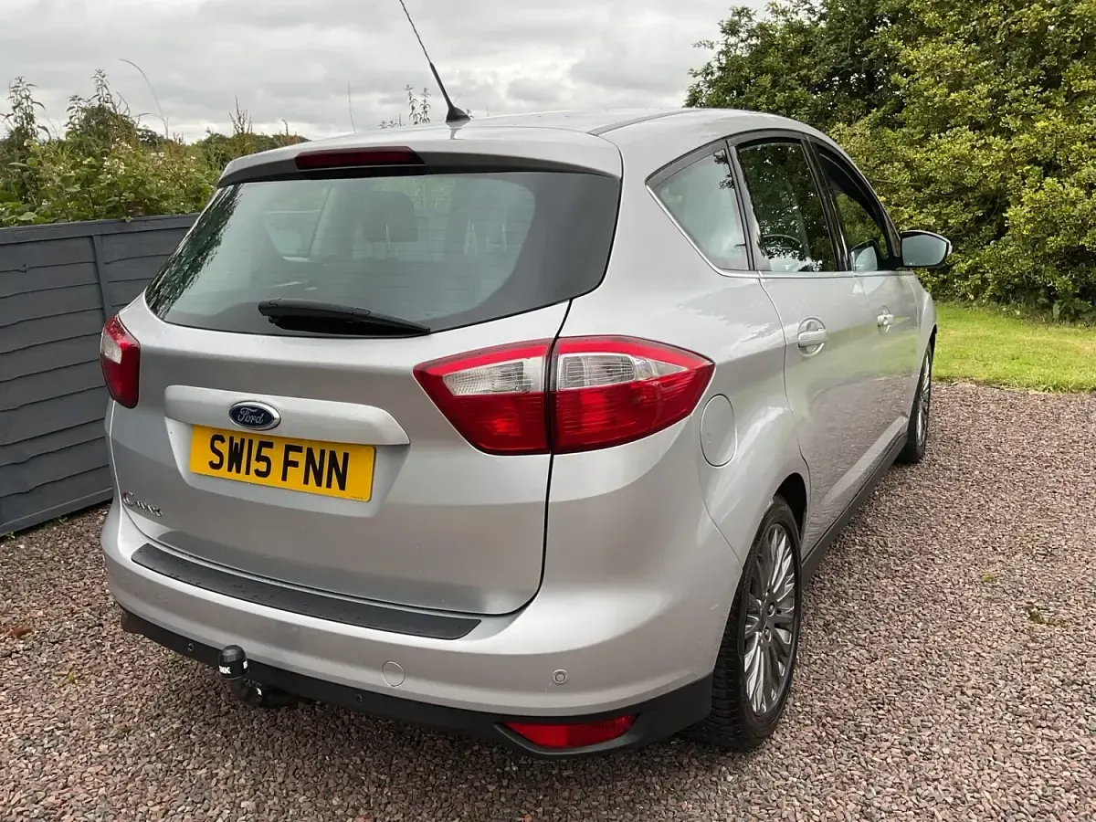 Used Ford C-MAX Titanium 2015 Silver MPV