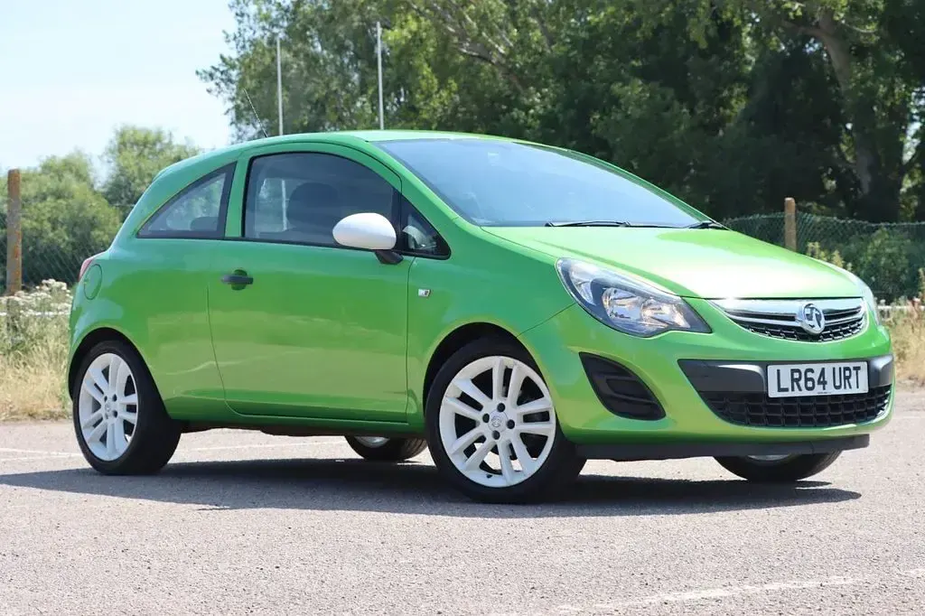 Used Vauxhall Corsa 2014 Green Hatchback