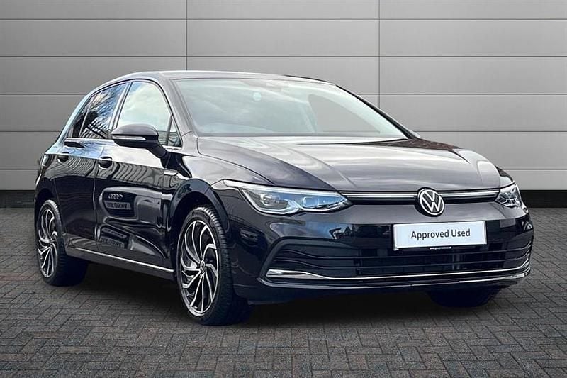 Used VW Golf VIII Edition 130 HP (95 kW) 2023 Black Hatchback