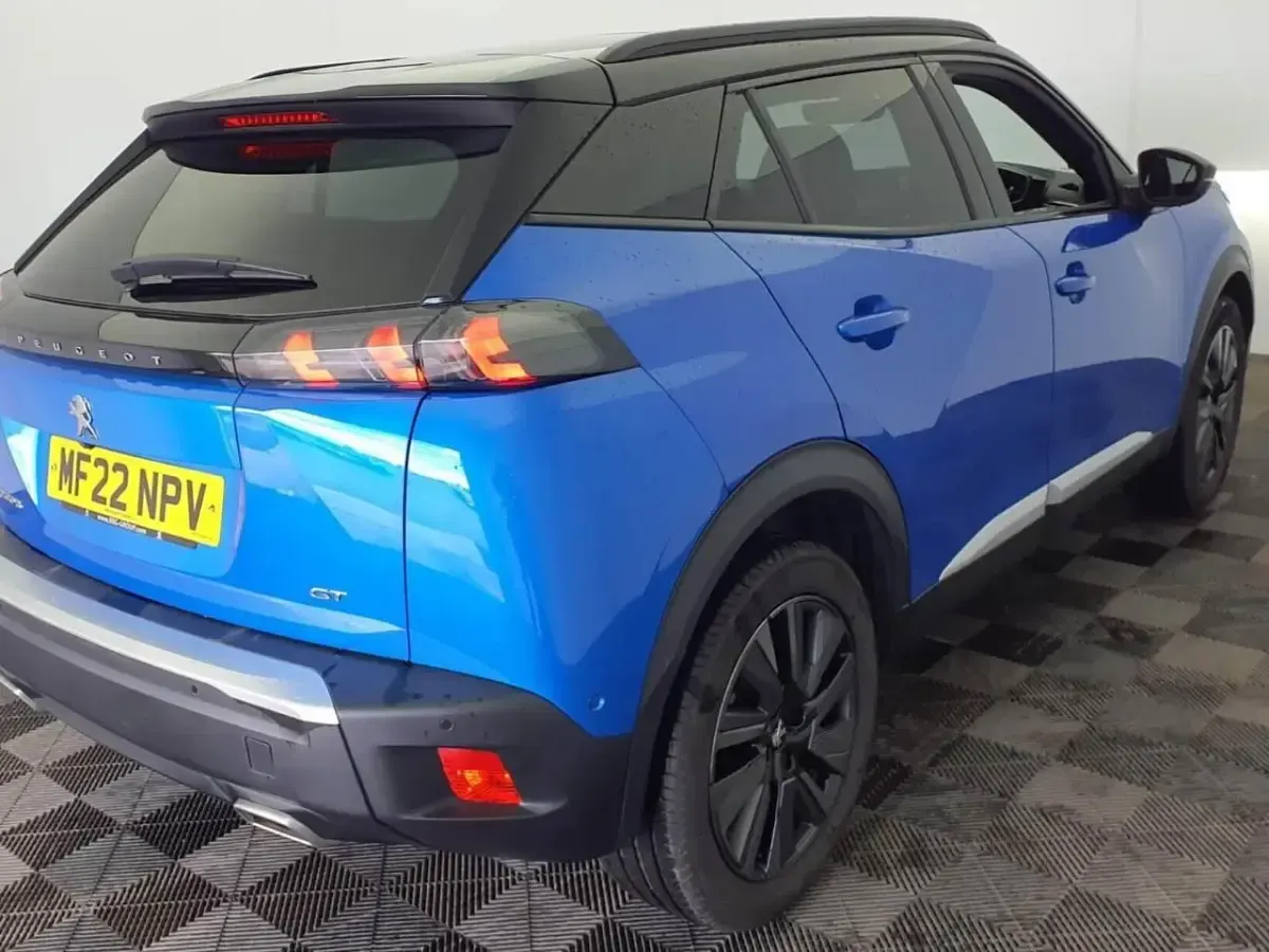 Used Peugeot 2008 Premium 153 HP (112 kW) 2022 Blue SUV