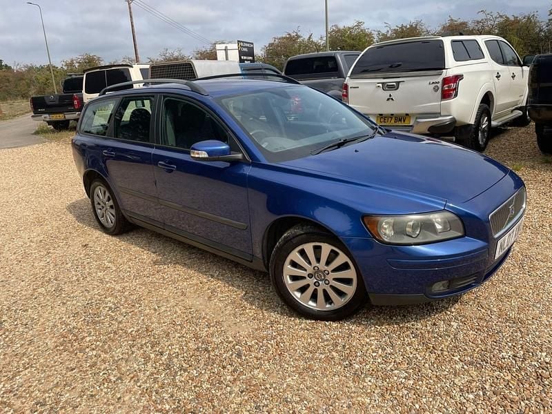 Blue Used 2007 Volvo V50 Estate | £2,495 (Fair price) - Image 1/4