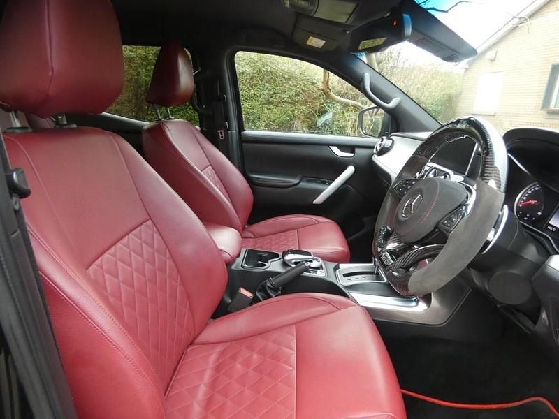 Used Mercedes X350 2019 Black Pickup