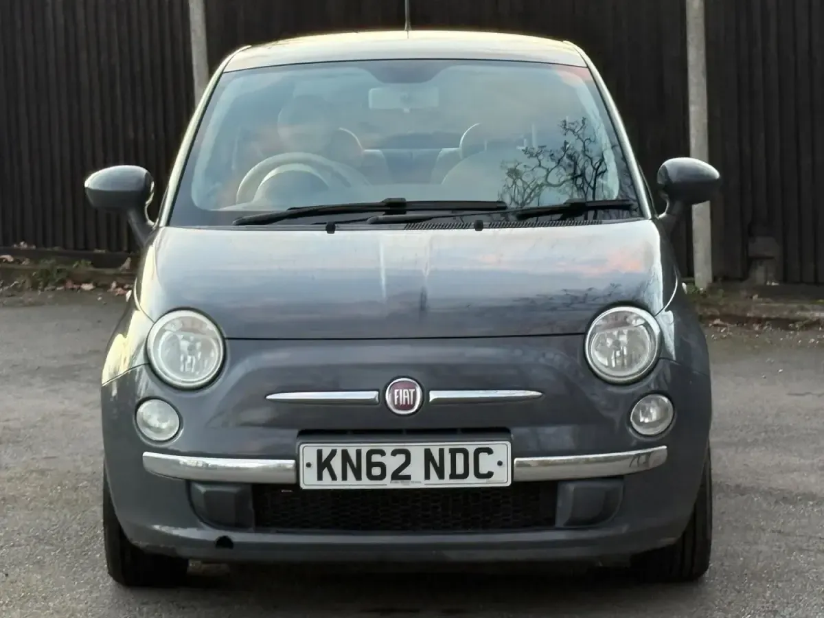 Usado Fiat 500 Lounge 69 CV (50 kW) 2012 Gris Utilitario