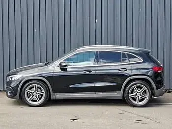 Used Mercedes GLA180 Executive 136 HP (100 kW) 2021 Black SUV