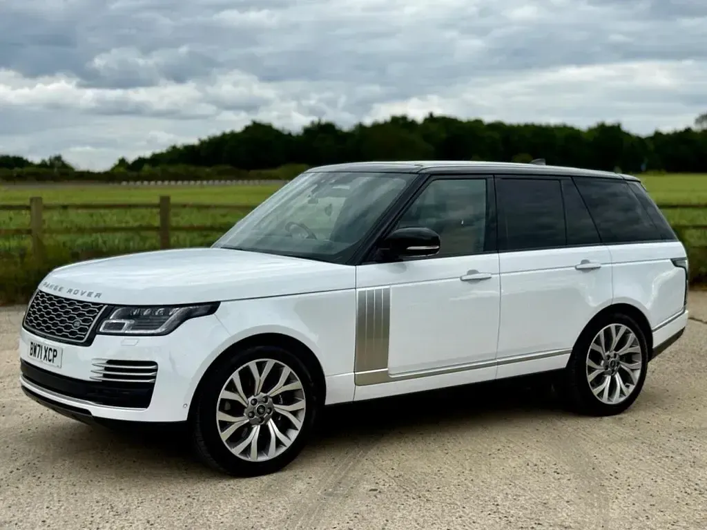 Used Land Rover Range Rover Autobiography 404 HP (297 kW) 2021 White SUV