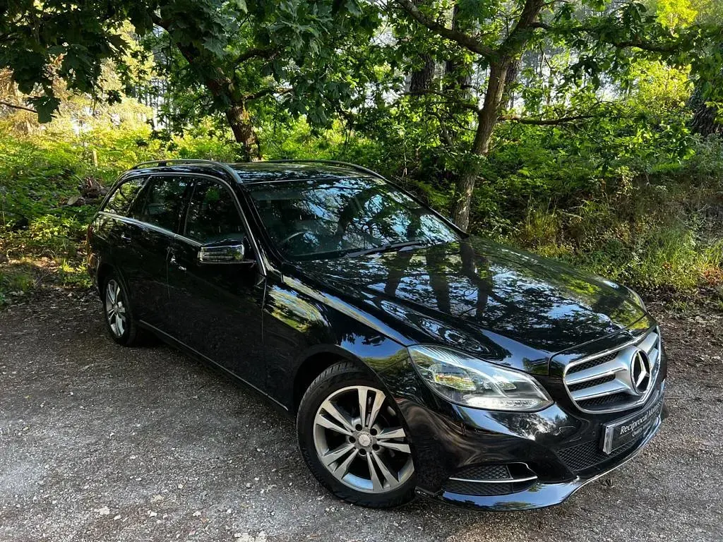 Used Mercedes E220 SE 2014 Black Estate