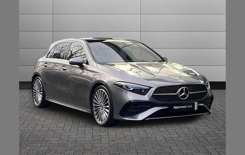Used Mercedes A180 AMG Line Premium Plus 134 HP (98 kW) 2025 Grey Hatchback