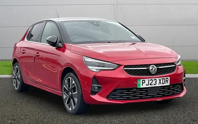 Begagnad Vauxhall Corsa-e Ultimate 100 kW (136 HK) 2023 Halvkombi