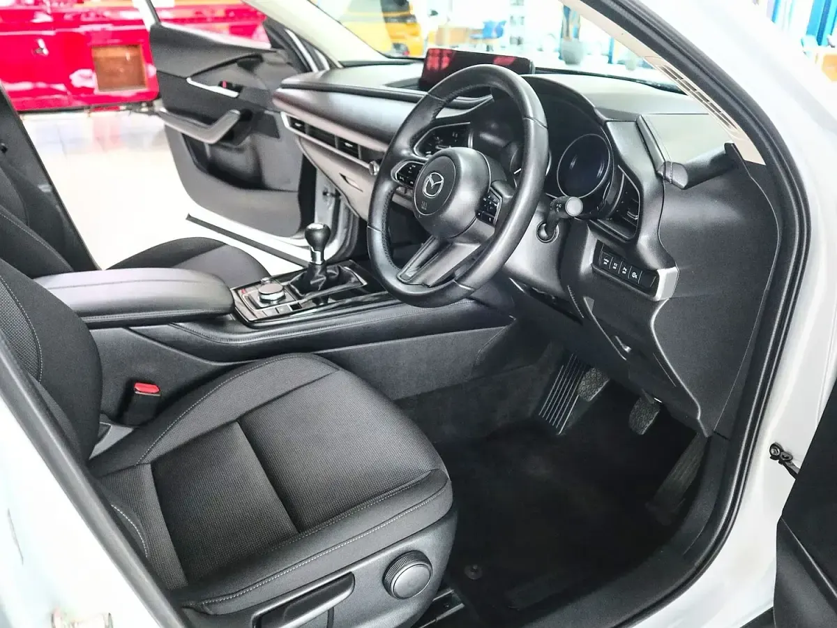 Used Mazda CX-30 Prime-Line 140 HP (102 kW) 2025 White SUV