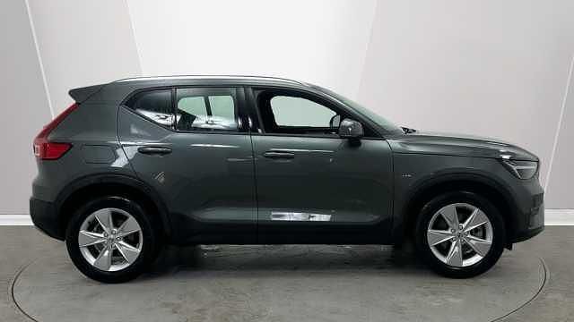 Used Volvo XC40 Core 161 HP (118 kW) 2026 SUV