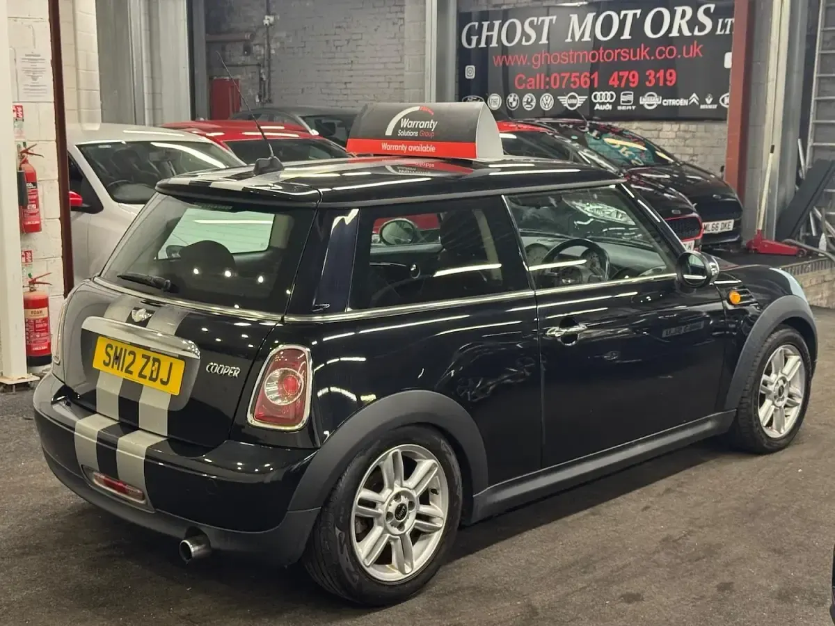 Used Mini Cooper Hatch 120 HP (88 kW) 2012 Black Hatchback