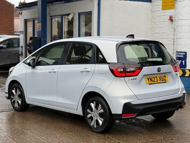 Used Honda Jazz Elegance 122 HP (89 kW) 2023 White Hatchback
