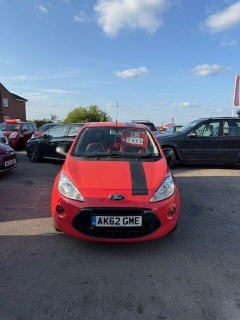 Red Used 2012 Ford Ka Hatchback | £2,650 (Fair price) - Image 1/4