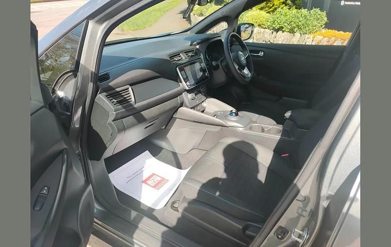 Used Nissan Leaf Acenta 108 kW (147 HP) 2023 Grey Hatchback