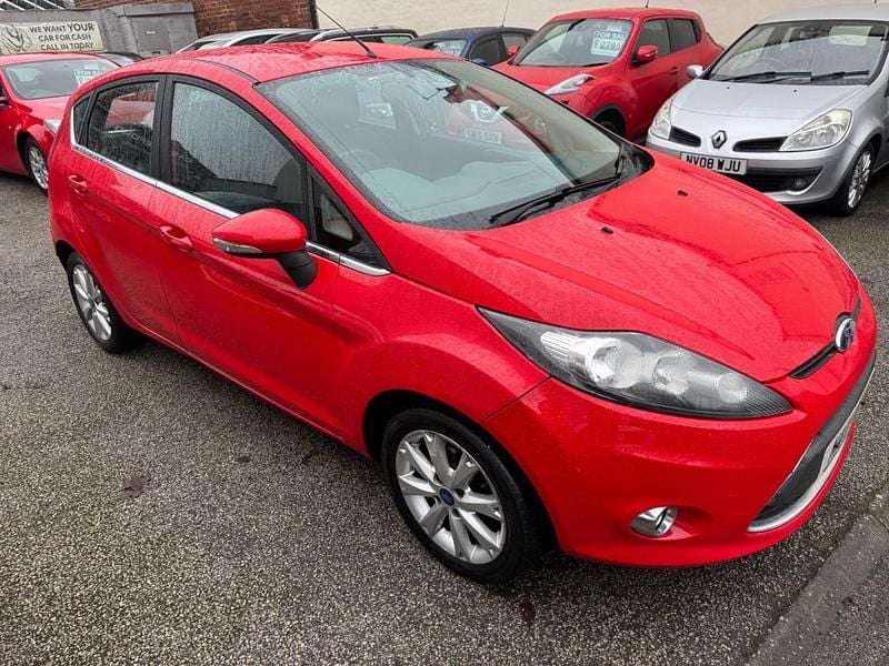 Used Ford Fiesta Zetec 2011 Red Hatchback