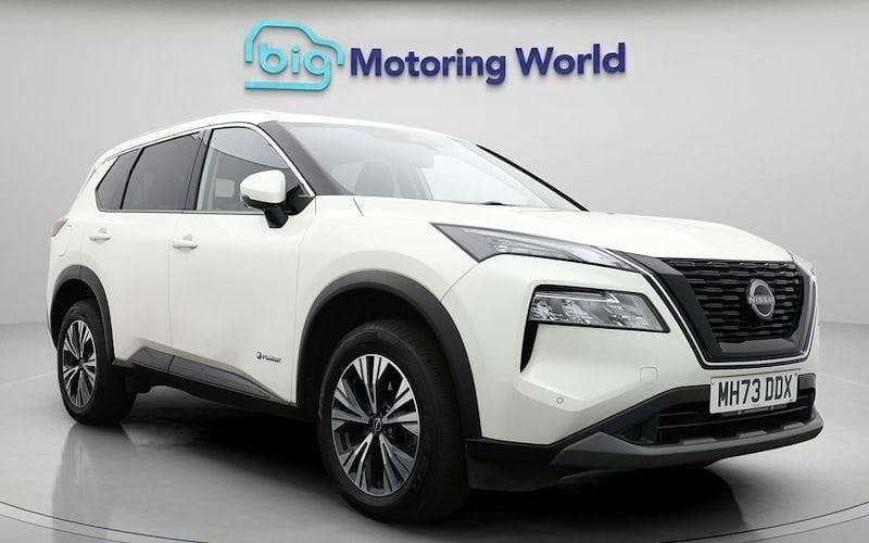 White Used 2024 Nissan X-Trail N-Connecta SUV | £24,200 (Super price) - Image 1/4