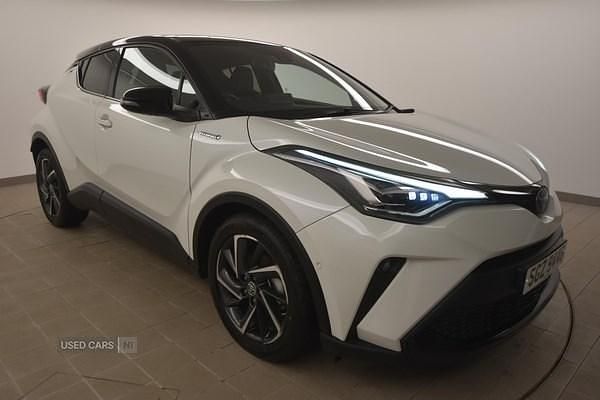 White Used 2020 Toyota C-HR SUV | £18,695 (Fair price) - Image 1/4