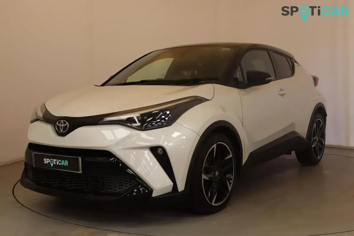 Used Toyota C-HR Sport 120 HP (88 kW) 2023 White SUV