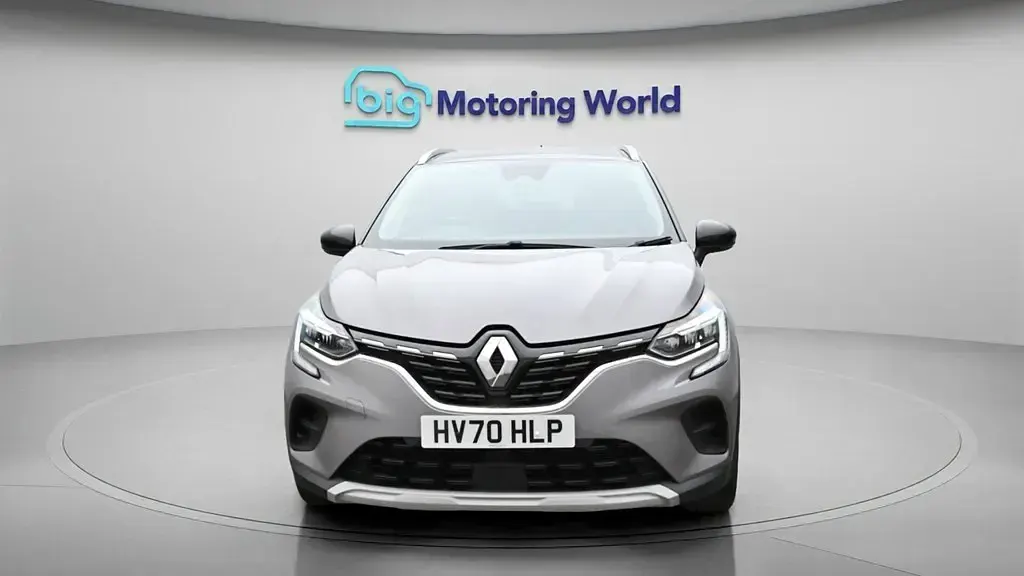 Second-hand Renault Captur Iconic 95 CP (69 kW) 2020 Gri SUV