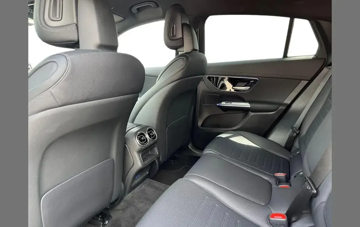 Used Mercedes GLC300 AMG Line Premium 254 HP (186 kW) 2024 White SUV