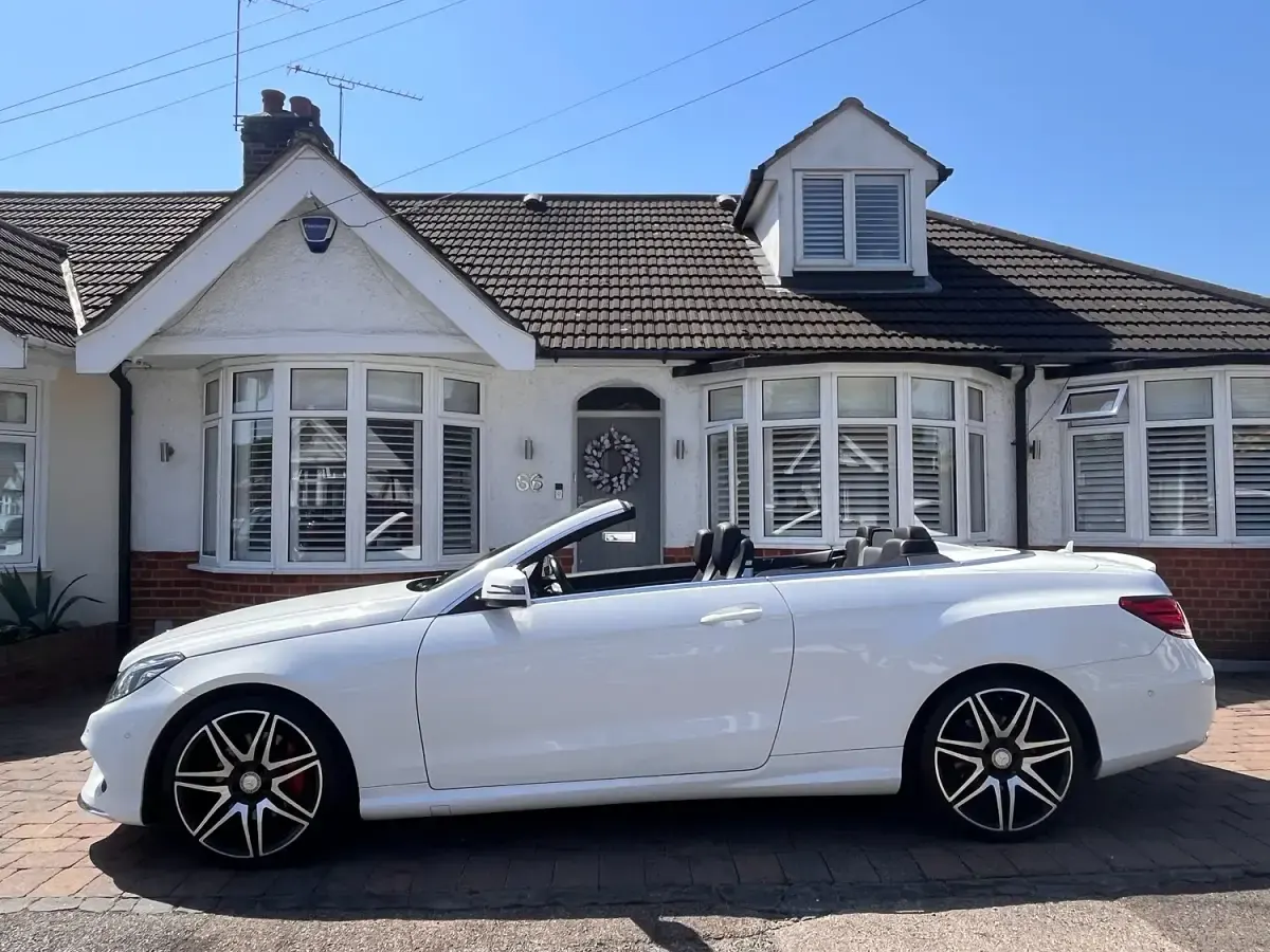 Used Mercedes E200 AMG line 184 HP (135 kW) 2016 White Cabriolet