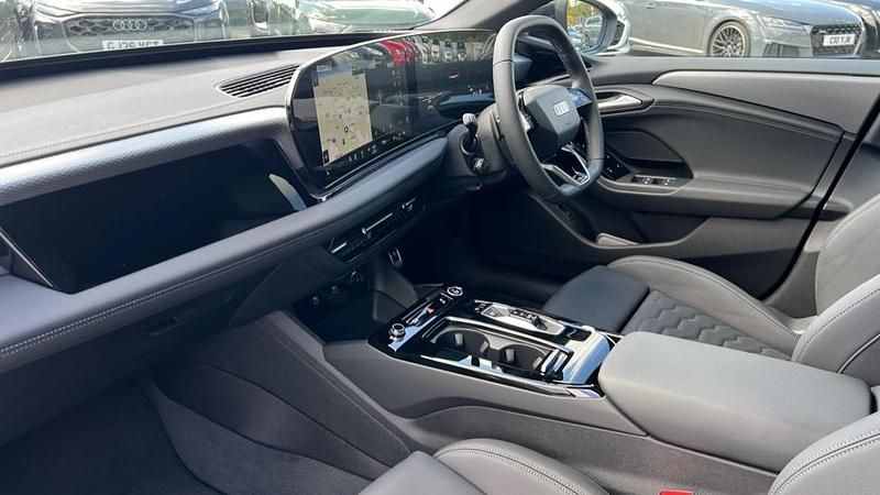 Nuevo Audi A6 e-tron S-Line 210 kW (286 CV) 2026 Negro Familiar