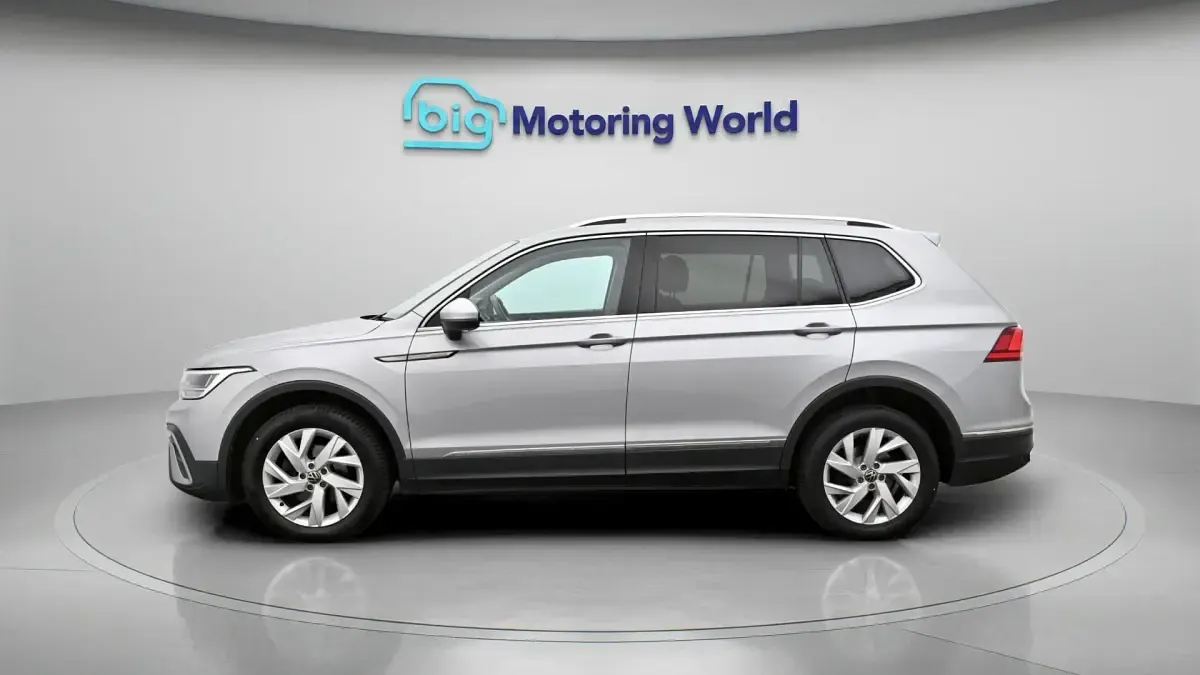 Used VW Tiguan Allspace S 150 HP (110 kW) 2023 Silver SUV