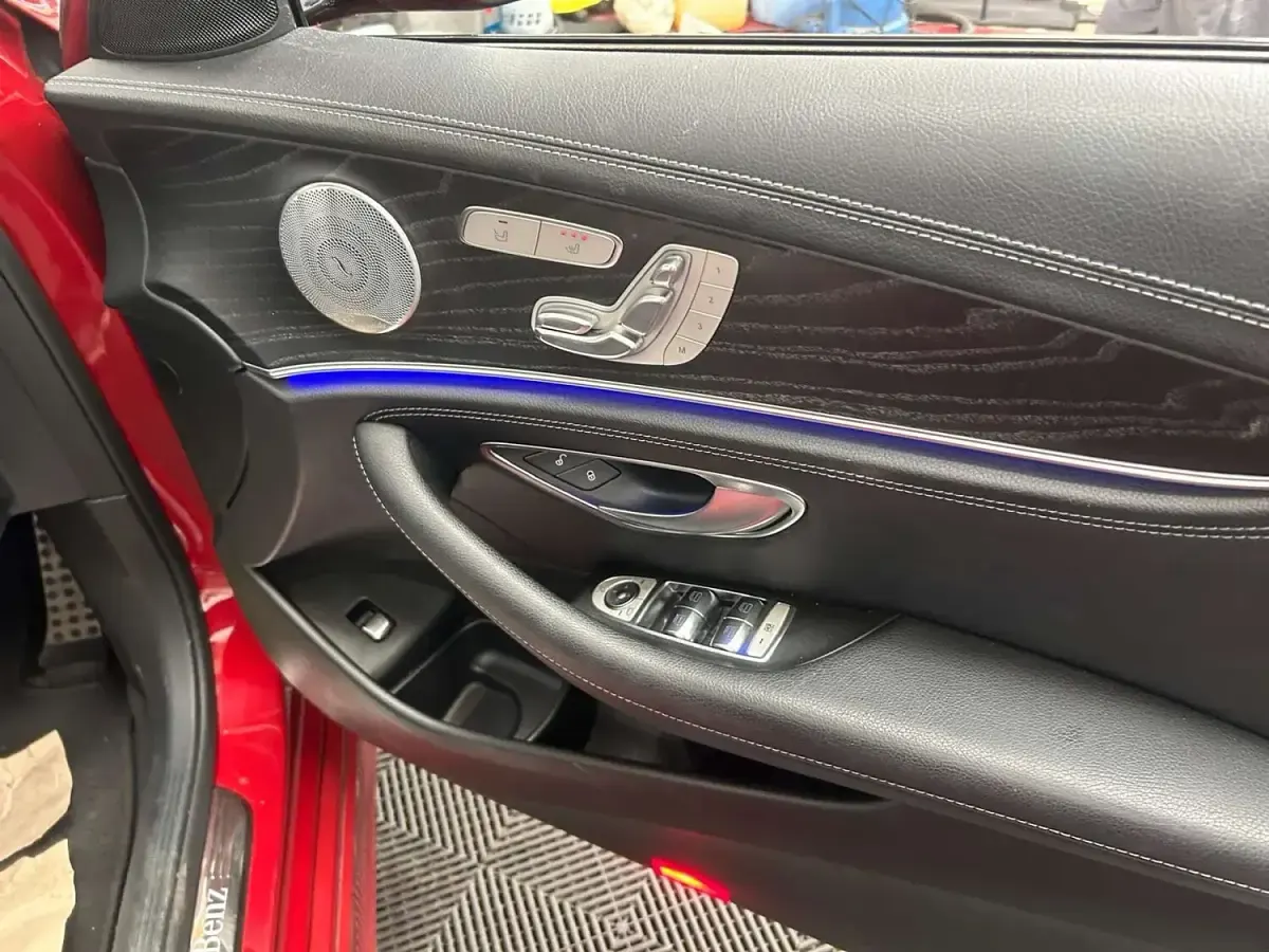 Used Mercedes E300 AMG line 306 HP (225 kW) 2019 Red Sedan