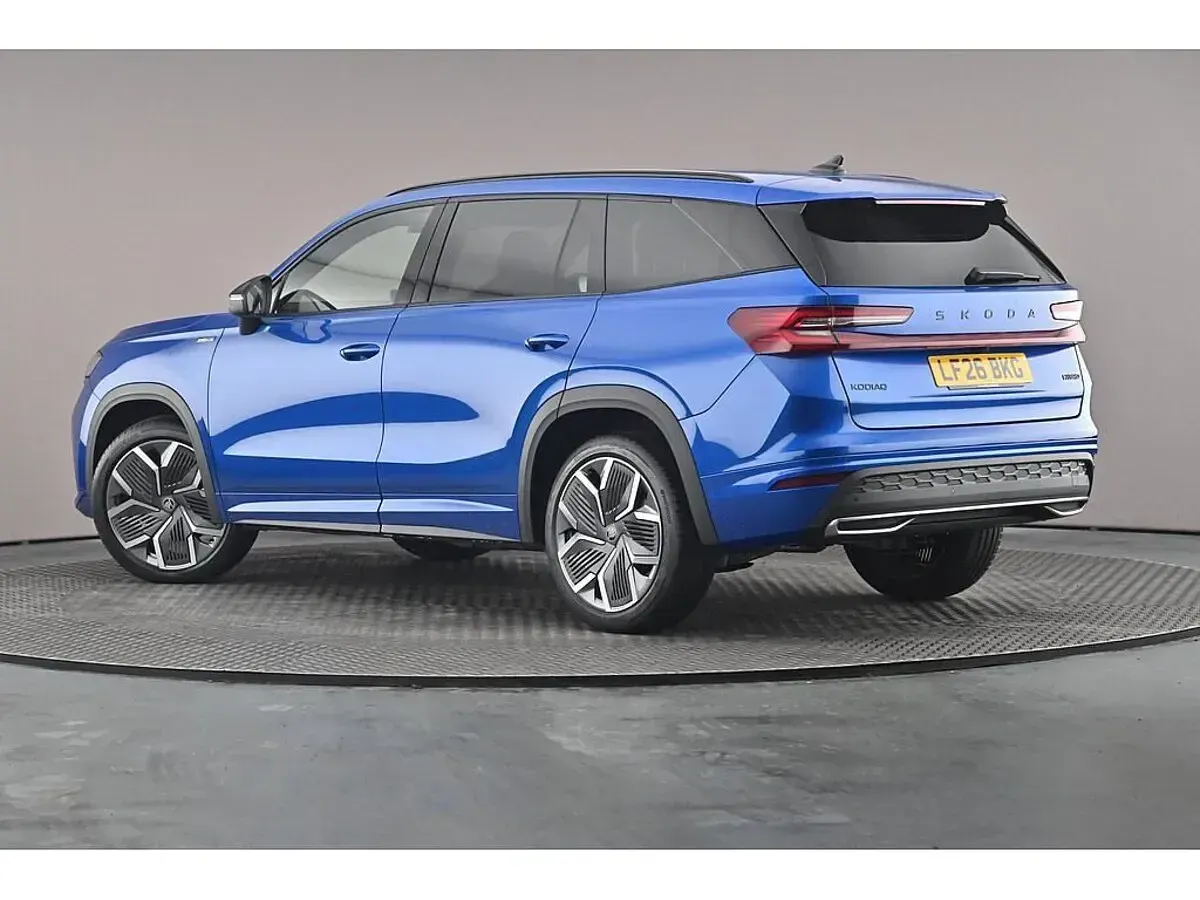 New Skoda Kodiaq SportLine 150 HP (110 kW) 2026 Race blue metallic SUV