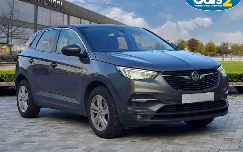 Used Vauxhall Grandland X Business Edition 131 HP (96 kW) 2021 Grey SUV