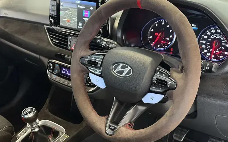 Used Hyundai i30 N Performance 275 HP (202 kW) 2019 White Hatchback