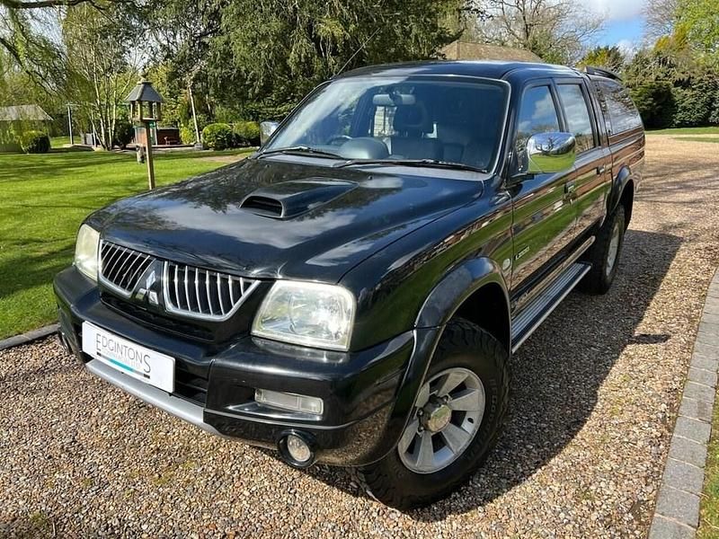 Used Mitsubishi L200 113 HP (83 kW) 2006 Black Pickup
