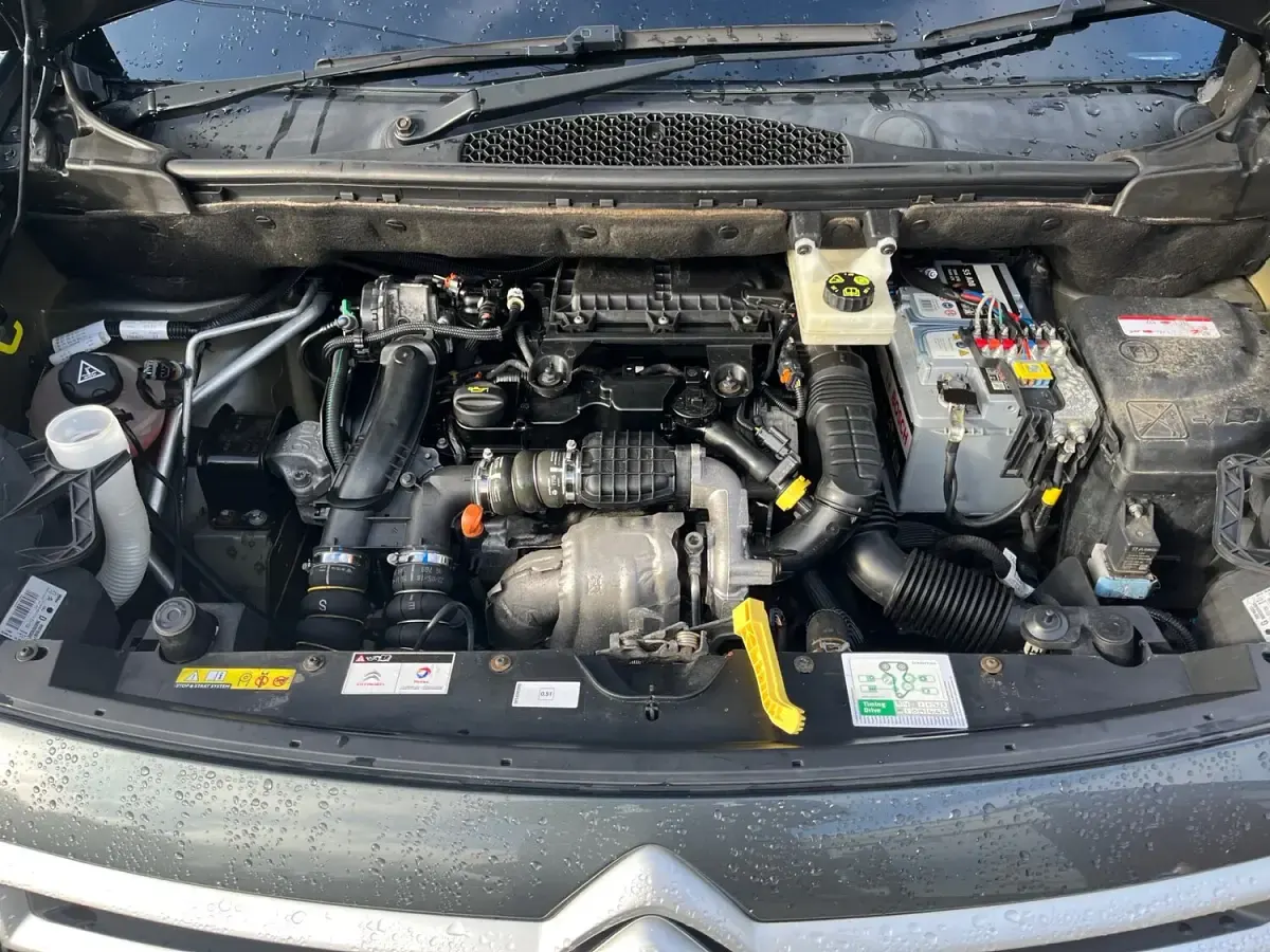 Usado Citroën Berlingo 100 HP (73 kW) 2018 Cinzento Monovolume