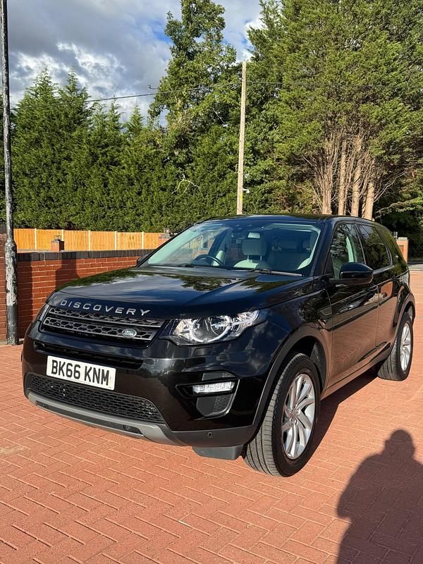 Second-hand Land Rover Discovery Sport SE 180 CP (132 kW) 2016 Negru SUV