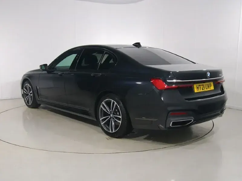 Used BMW 730 M Sport 265 HP (194 kW) 2021 Black Sedan