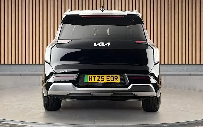 New Kia EV9 Air 150 kW (204 HP) 2025 Black SUV