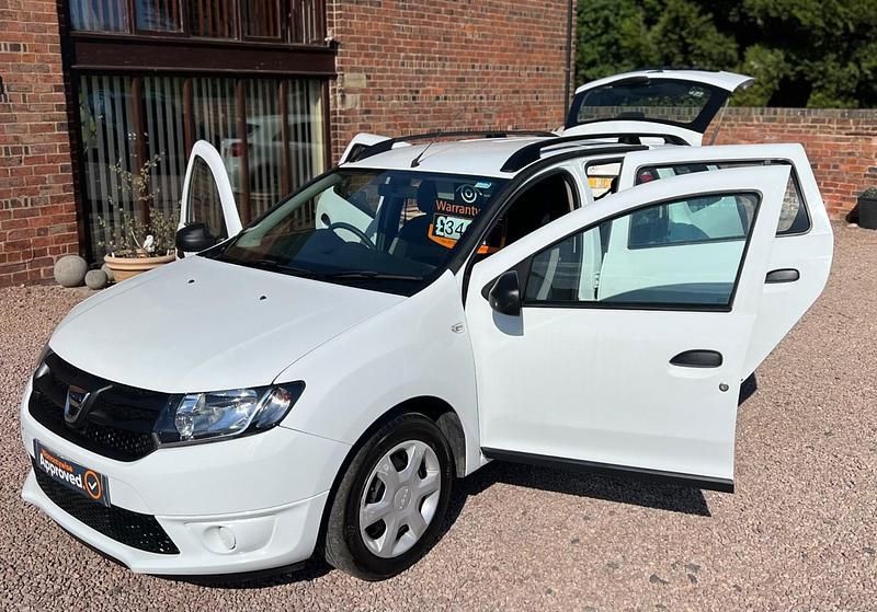 White Used 2016 Dacia Logan Ambiance Sedan | £2,995 (Good price) - Image 1/2