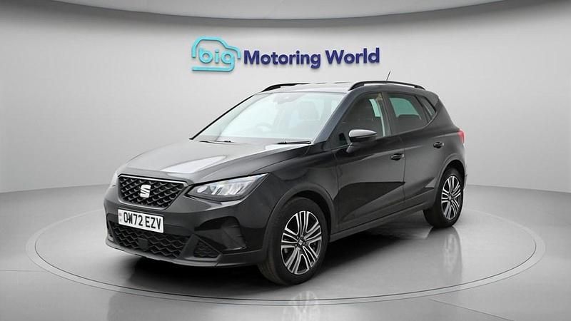 Used Seat Arona SE 95 HP (69 kW) 2023 Black SUV