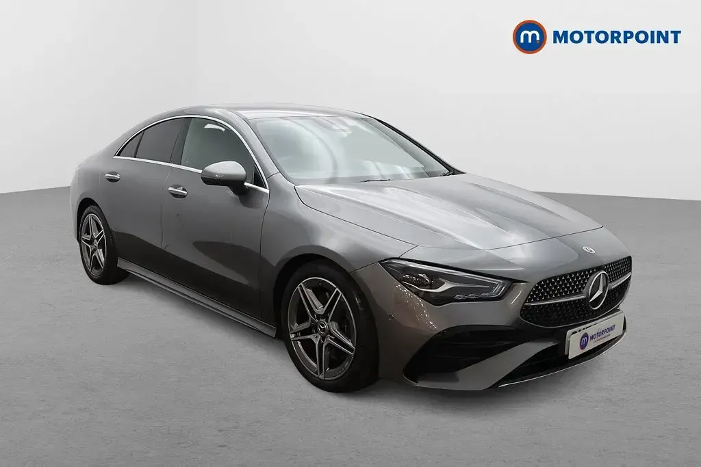 Begagnad Mercedes CLA200 Executive 163 HK (119 kW) 2024 Sportkupé