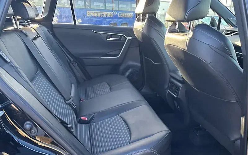 Used Toyota RAV4 Hybrid Edition 218 HP (160 kW) 2021 Black SUV
