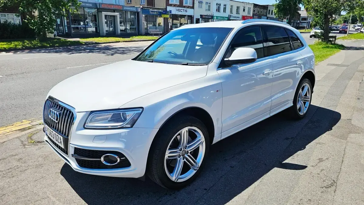 Used Audi Q5 S-line plus 177 HP (130 kW) 2014 White SUV